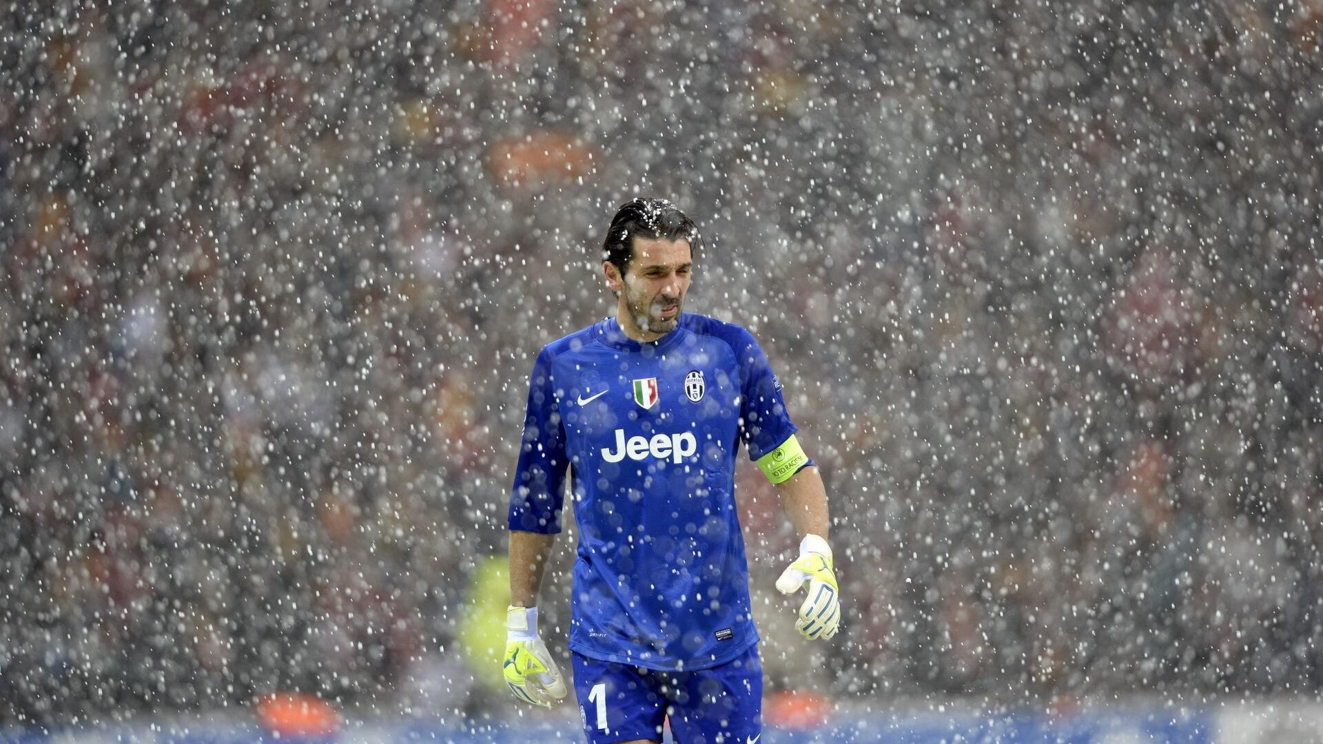 “足球文化节点燃全国青少年热情”,足球文化节绘画作品